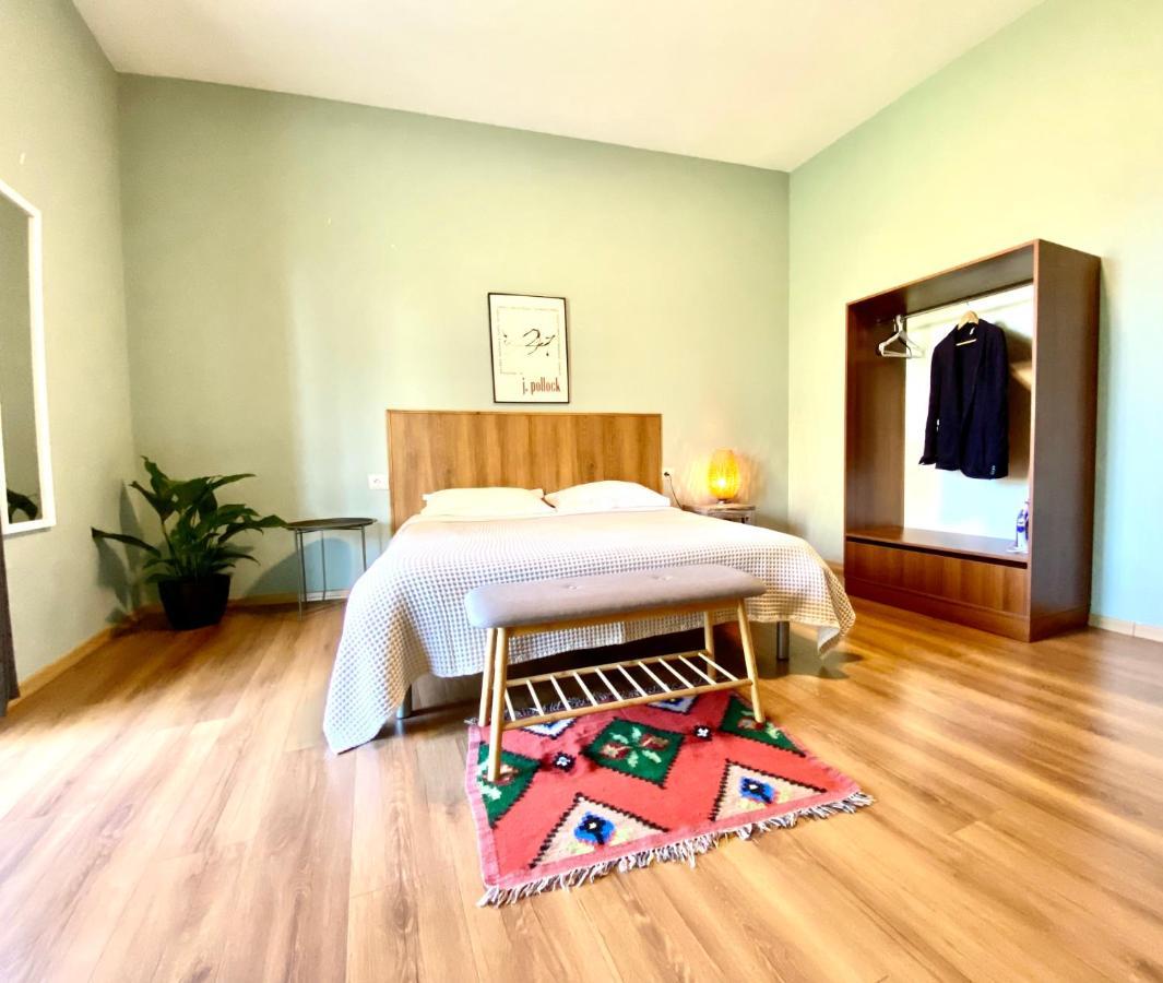Tirana Experience, Authentic Stays In The Heart Of Old Tirana Bagian luar foto